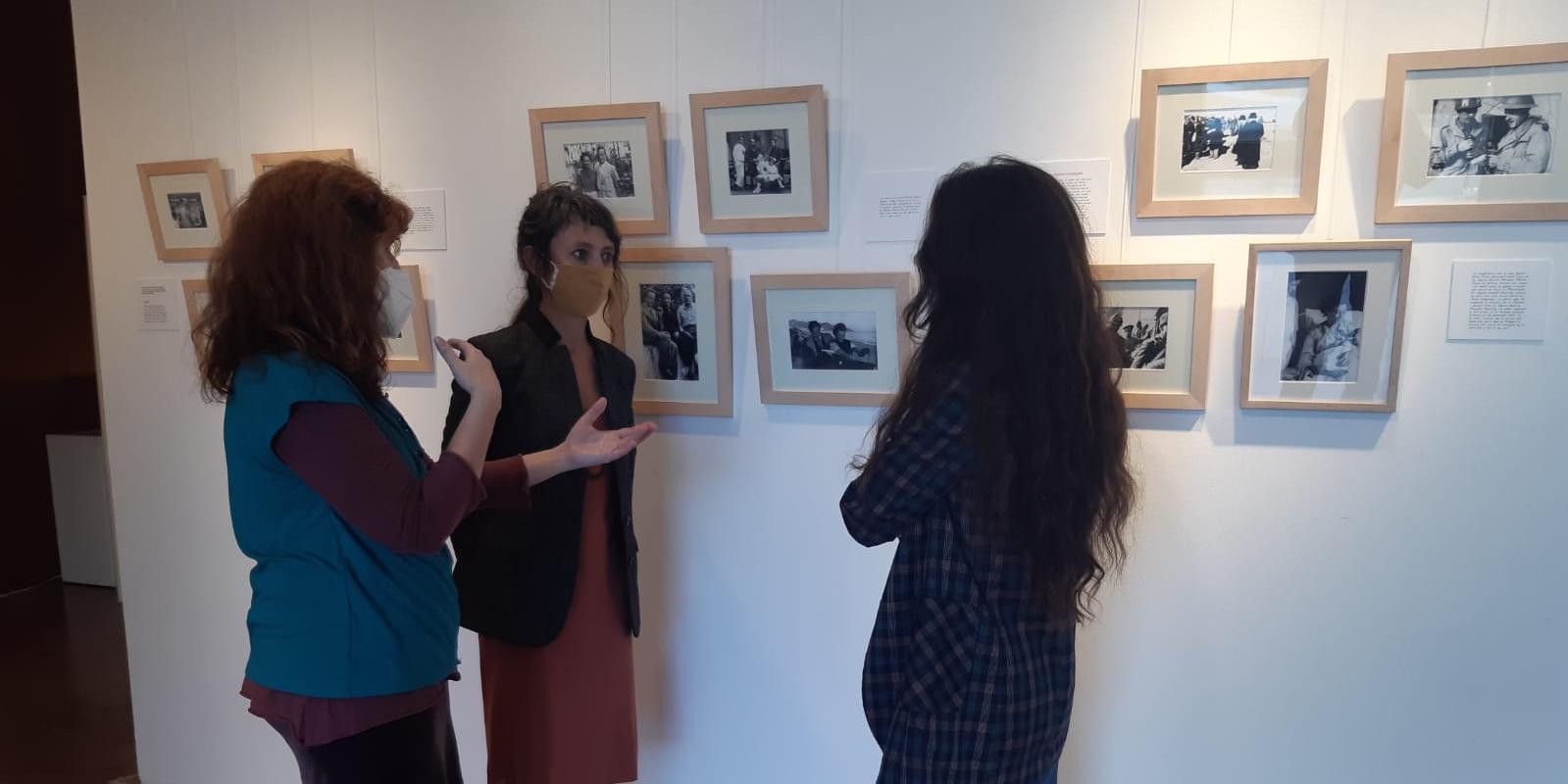 L’exposició ‘Nunca se “save”, descobrint un arxiu’ presenta la riquesa del fons familiar  Buckley-Planas per reivindicar la preservació dels documents i el material fotogràfic