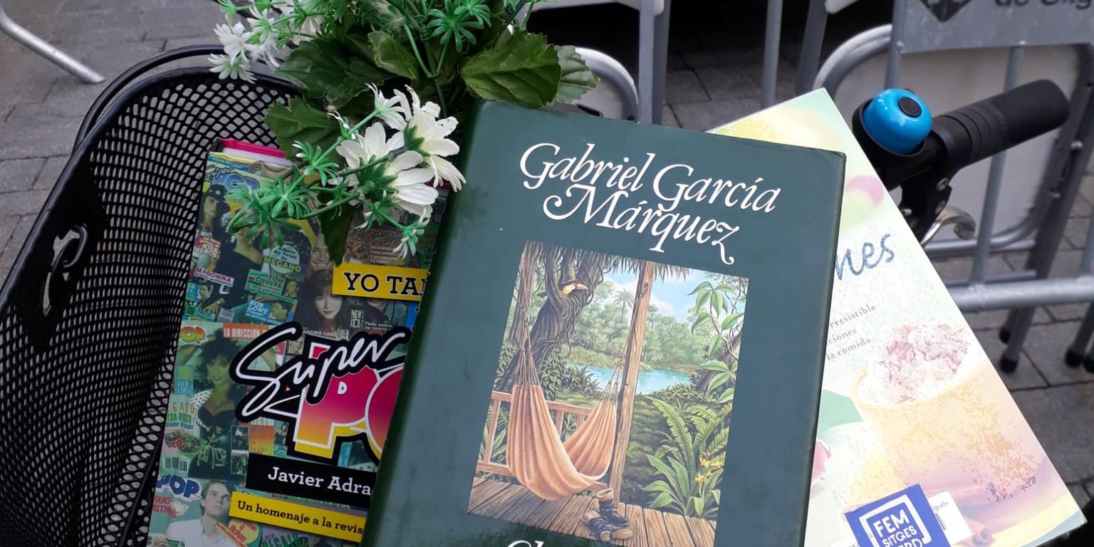 Torna la Book Truck al Cap de la Vila,  el dimarts 20 d’abril de 10 a 14h