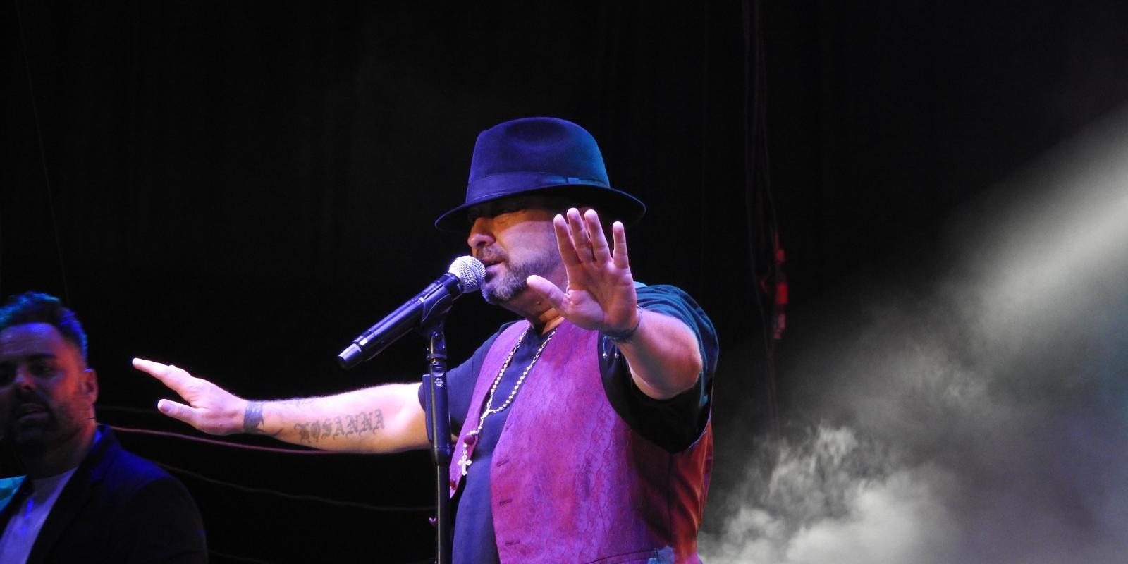 El Barrio conquereix el Festival Jardins Terramar amb el seu rock andalús