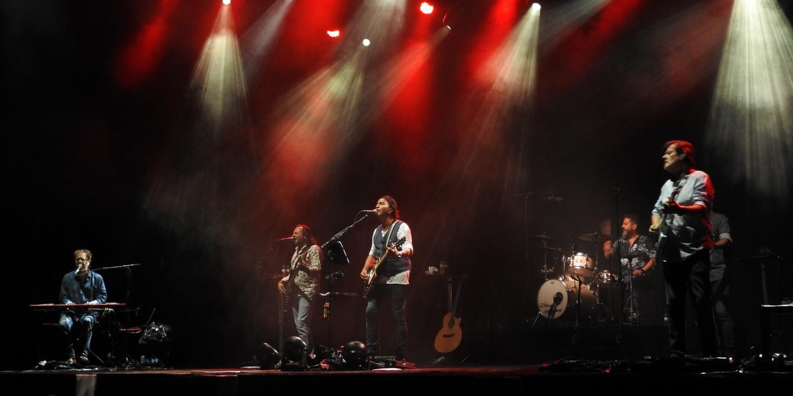 La banda llegendària Los Secretos revisa els seus grans èxits al Festival Jardins Terramar