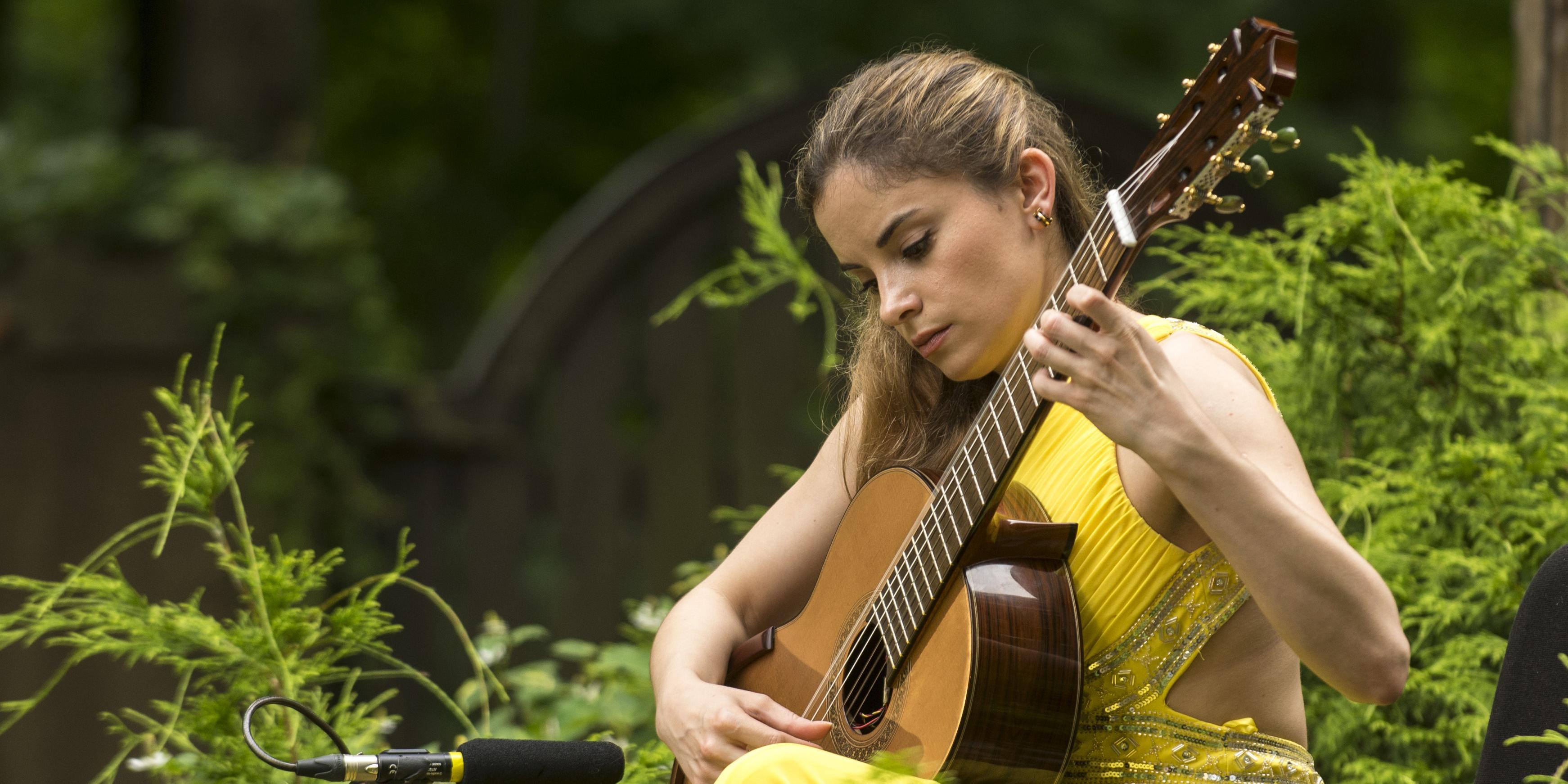 Ana Vidovic Ana Vidovic