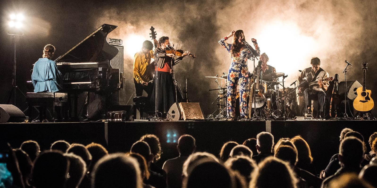 Convocatòria oberta per organitzar un festival de música a l'estiu Convocatòria oberta per organitzar un festival de música a l'estiu