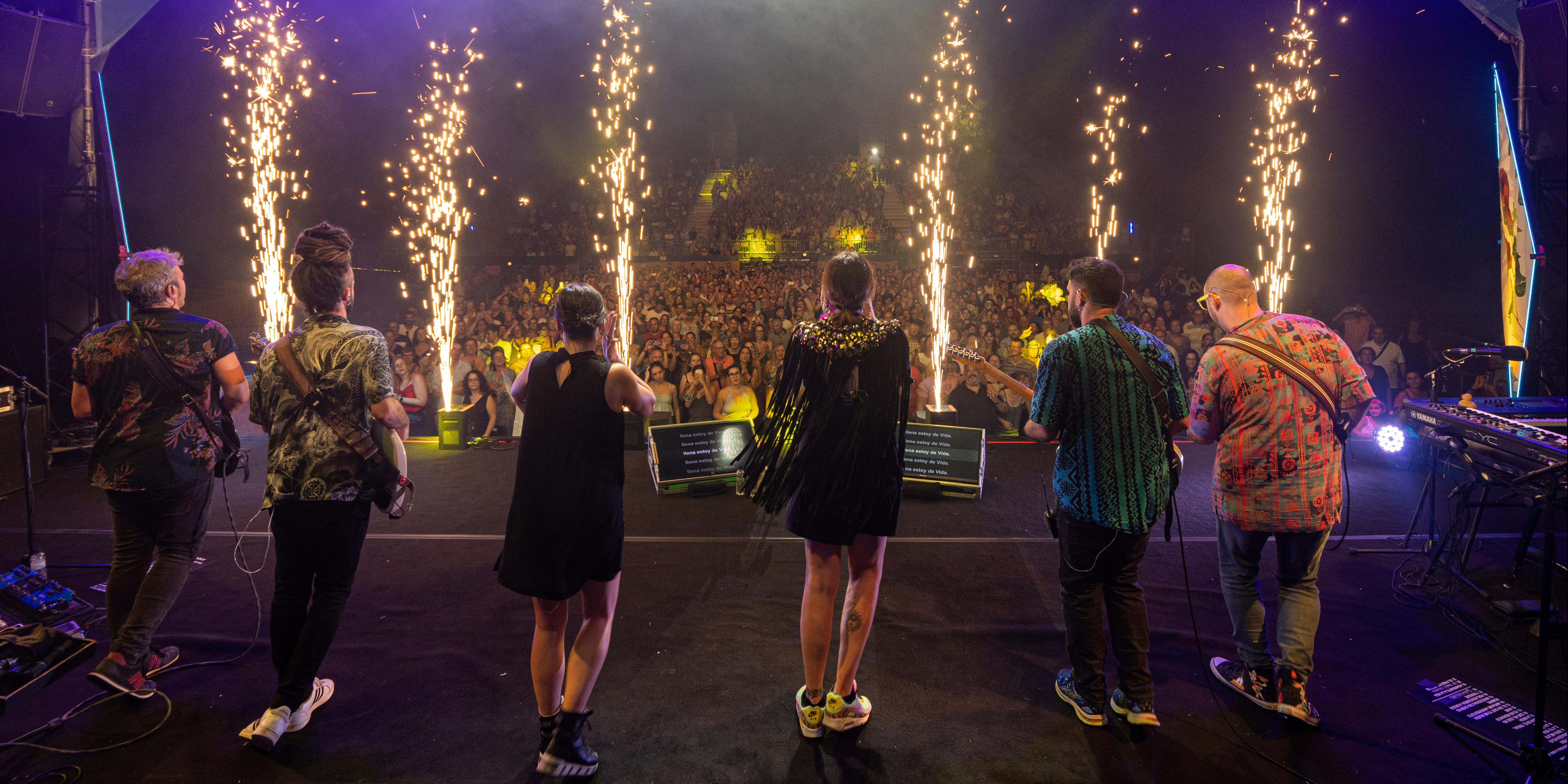Concert de Rozalén al Festival Jardins Terramar 2022