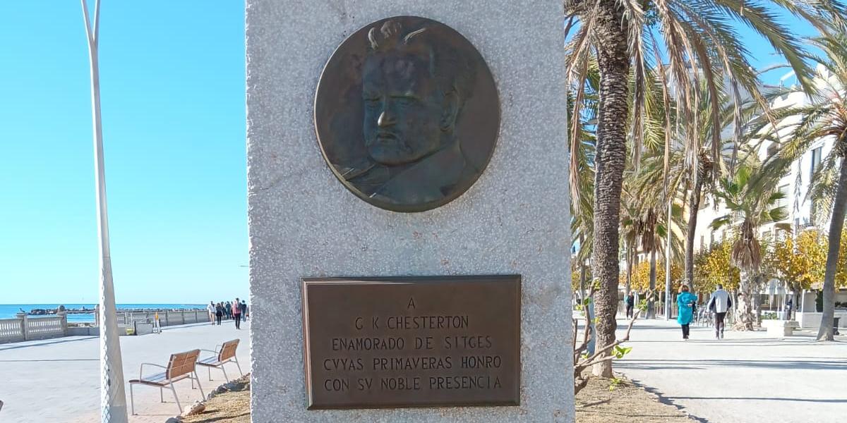 L’Ajuntament de Sitges restaura el monument commemoratiu a G. K Chesterton L’Ajuntament de Sitges restaura el monument commemoratiu a G. K Chesterton