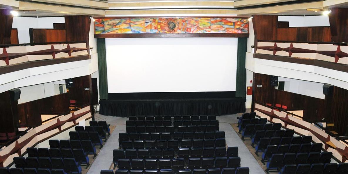 Abans de començar les obres, El Retiro convida els socis de l’entitat i poble de Sitges a ‘L’últim passi d’El Retiro del 1970’.  Abans de començar les obres, El Retiro convida els socis de l’entitat i poble de Sitges a ‘L’últim passi d’El Retiro del 1970’.