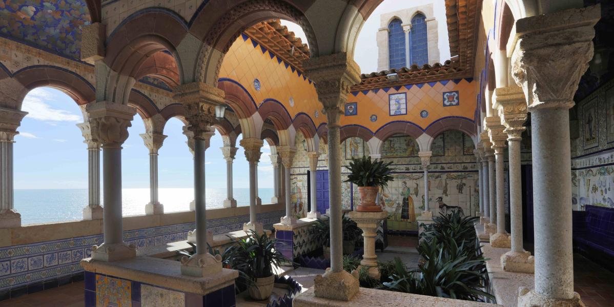 Visites guiades al Palau de Maricel # Sitgestiu 2025 Visites guiades al Palau de Maricel # Sitgestiu 2025