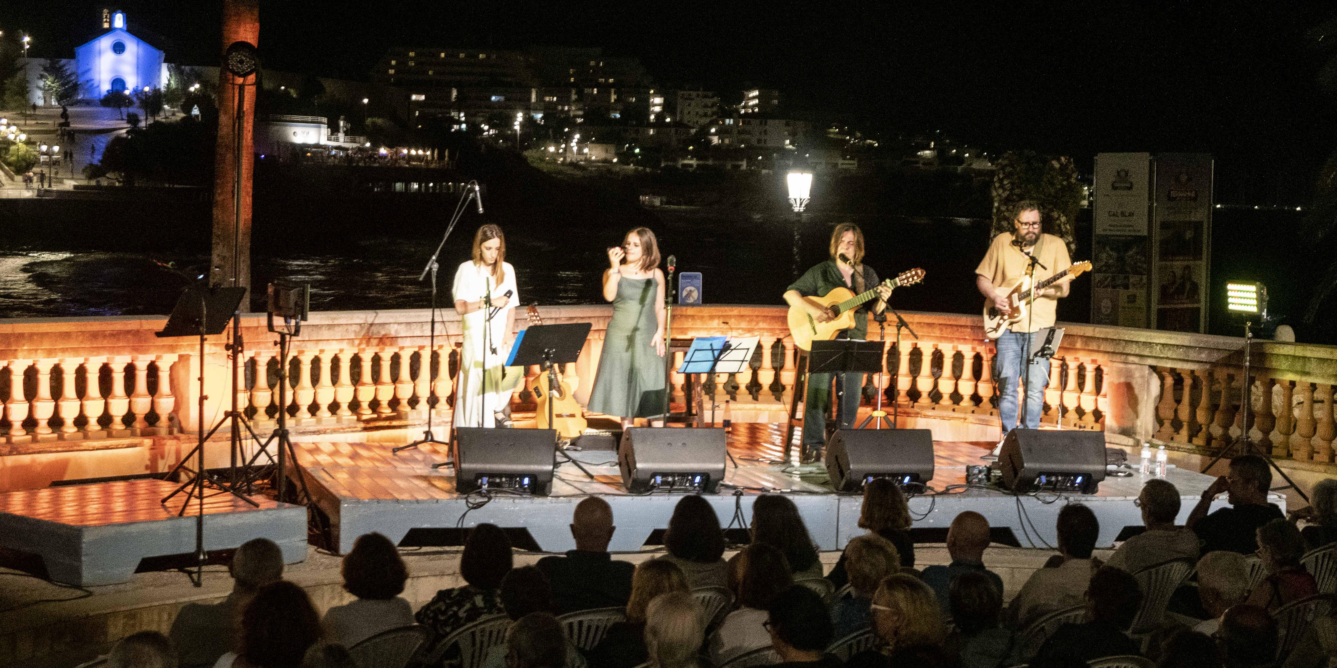 Festa de la poesia, una cita artística ben singular